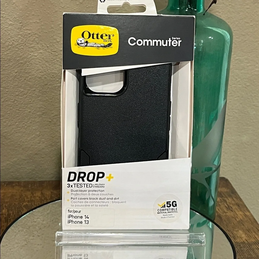 OtterBox Commuter Series Case for iPhone 13 or 14, new!